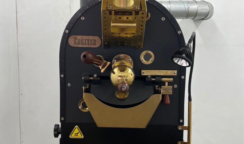 คุณพัตน์ บางนา กรุงเทพฯ ใช้เครื่องคั่วกาแฟ Krozter